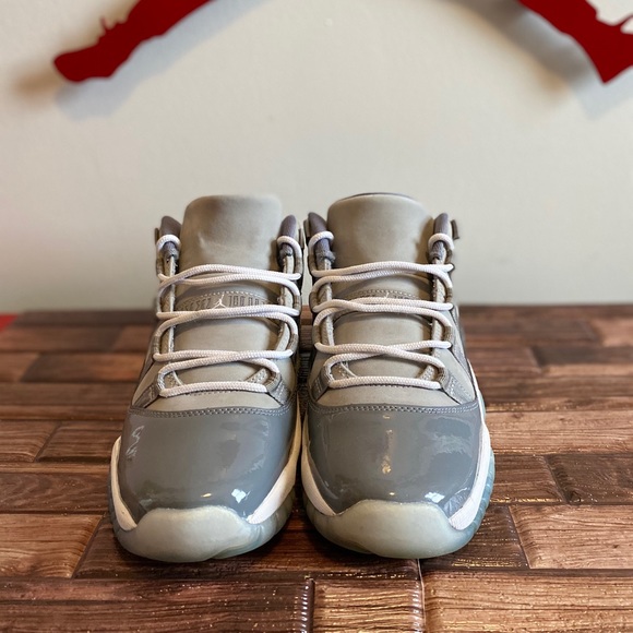 Jordan 11 cool grays low - Picture 7 of 9